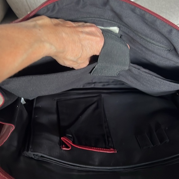 💥💥Coldwater Creek Red Faux Leather Americana Briefcase💥💥 - Picture 11 of 12